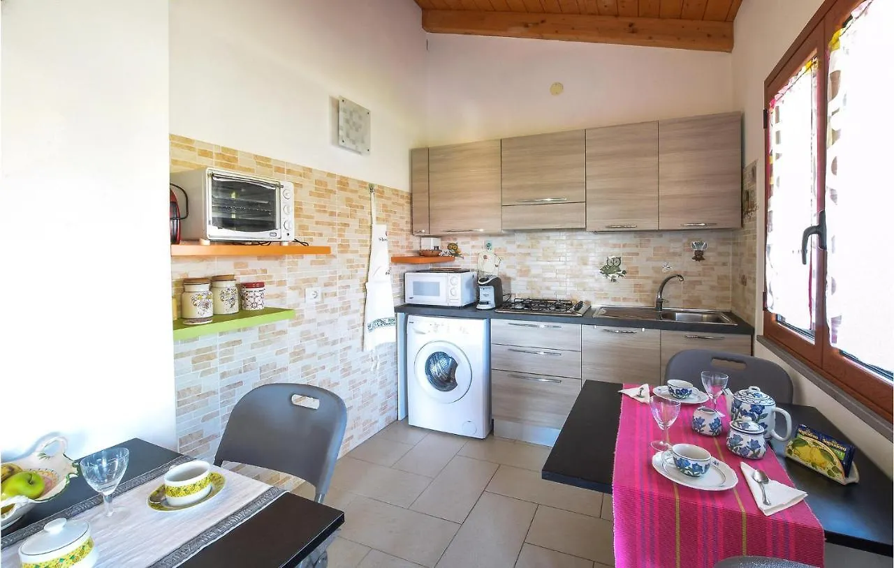 Cozy Apartment In Riola Sardo With Kitchen Italien