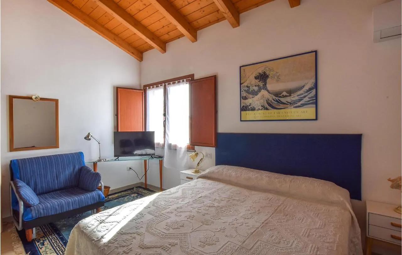 Cozy Apartment In Riola Sardo With Kitchen Italien