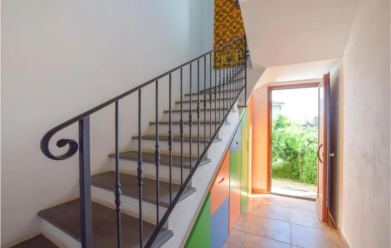 Cozy Apartment In Riola Sardo With Kitchen